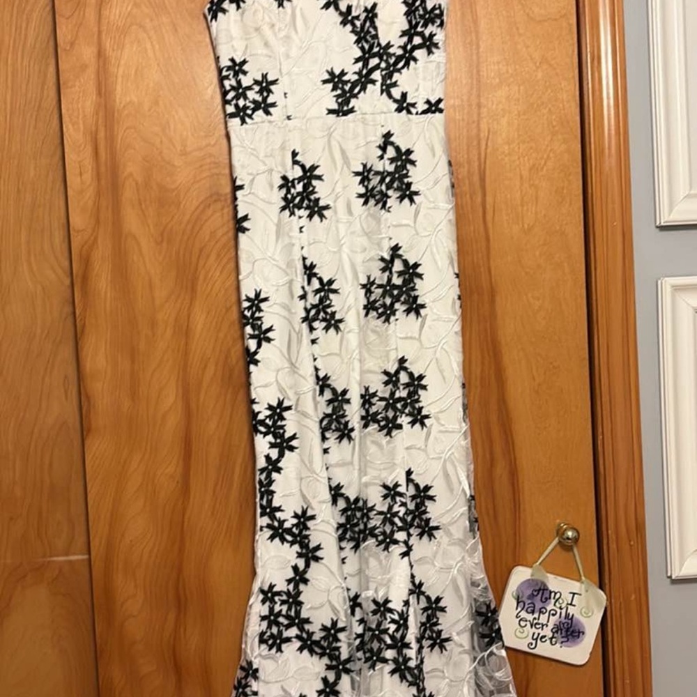 Elegant Black and White Floral Dress